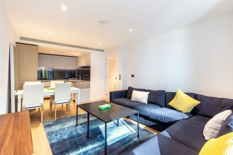 Apartment, Ensuite (Vauxhall Properties) | Lounge