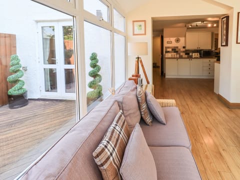 Cottage | Living area