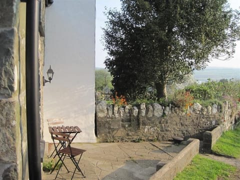 Cottage | Property grounds