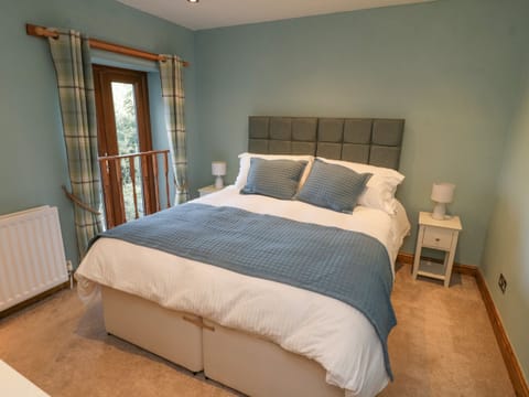 Cottage | 2 bedrooms, individually decorated, individually furnished, free WiFi
