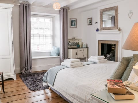 Cottage | 2 bedrooms, individually decorated, individually furnished, free WiFi