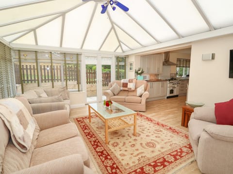 Cottage | Interior