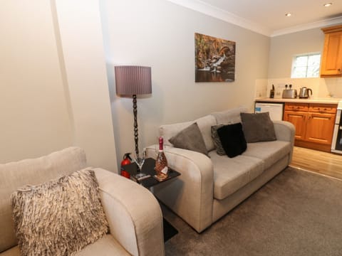 Cottage | Living area