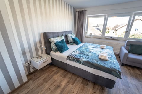 Comfort Apartment | 1 bedroom, blackout drapes, soundproofing, iron/ironing board