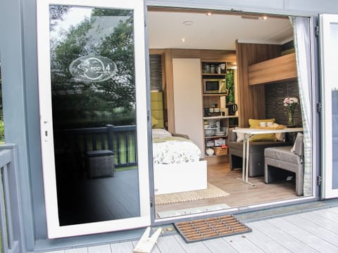 Cottage | Balcony