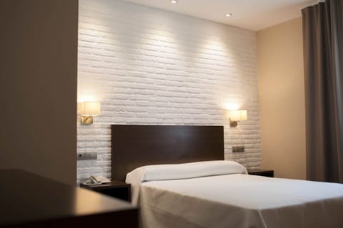 In-room safe, desk, blackout drapes, soundproofing