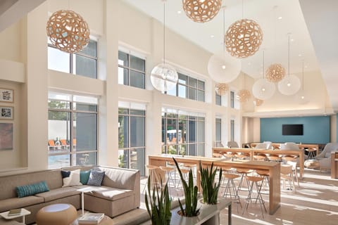 Lobby lounge