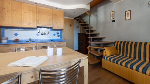 Apartment, Multiple Beds, Balcony, Mountain View | Living area | 32-inch flat-screen TV with digital channels, TV