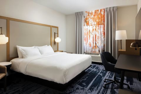 Desk, blackout drapes, iron/ironing board, free WiFi