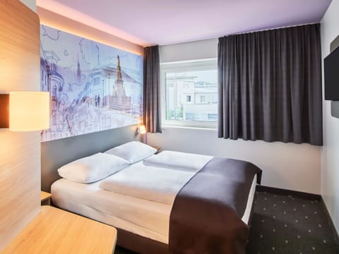 Double Room | Desk, soundproofing, free WiFi, bed sheets