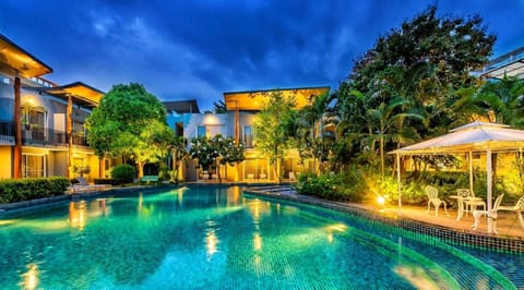 Front of property - evening/night