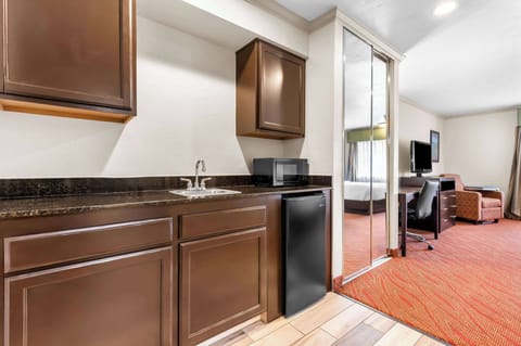 Standard Room, 2 Queen Beds, Accessible, Refrigerator & Microwave | Premium bedding, desk, laptop workspace, iron/ironing board