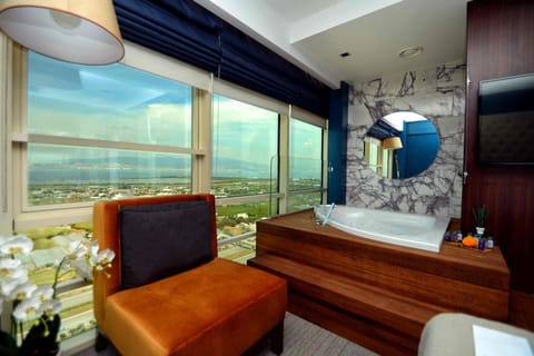 Executive Suite, 1 King Bed, Sea View | Premium bedding, down comforters, minibar, in-room safe