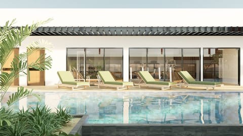 2 outdoor pools, sun loungers