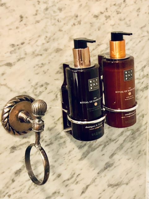 Free toiletries, hair dryer, bathrobes, slippers