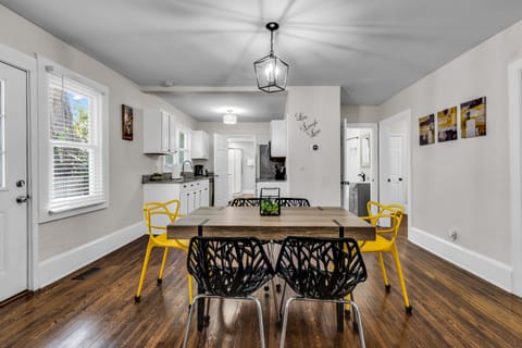 Exclusive Bungalow | In-room dining