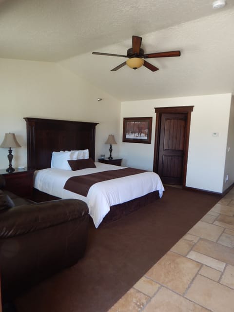 Premium bedding, desk, soundproofing, iron/ironing board