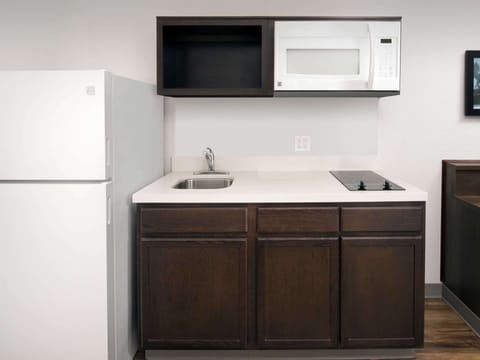 Standard Studio, 2 Queen Beds, Non Smoking, Refrigerator & Microwave | Private kitchen | Full-size fridge, microwave, stovetop, freezer