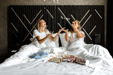 In-room safe, desk, soundproofing, iron/ironing board