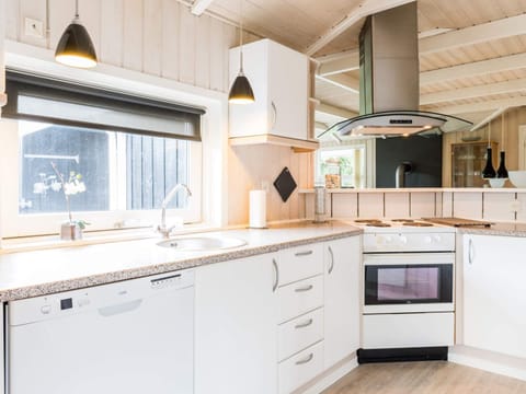 House | Private kitchen | Highchair