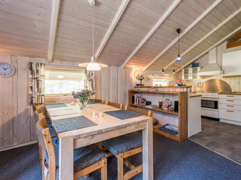 House | Private kitchen | Highchair