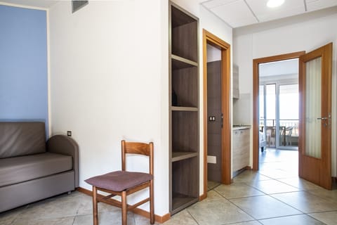 Junior Studio Suite, Lake View | In-room safe, desk, free WiFi, bed sheets