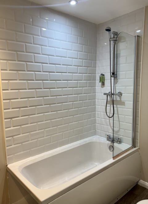 Double Room, Ensuite | Bathroom