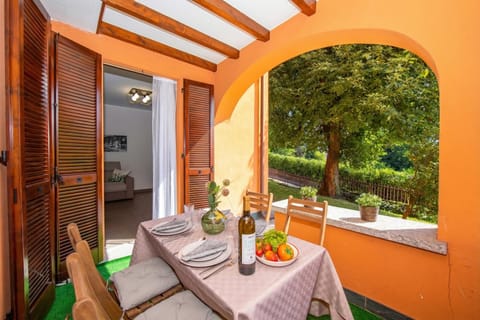 Family Apartment, 2 Bedrooms, Microwave (Menaggio Palphi) | Outdoor dining