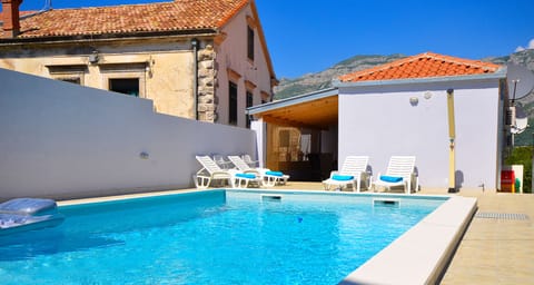 House (Three Bedroom Home with Terrace and P) | Pool | Outdoor pool, sun loungers