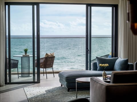Grand Suite, 1 Bedroom (Oceanfront View) | Premium bedding, memory foam beds, minibar, individually decorated