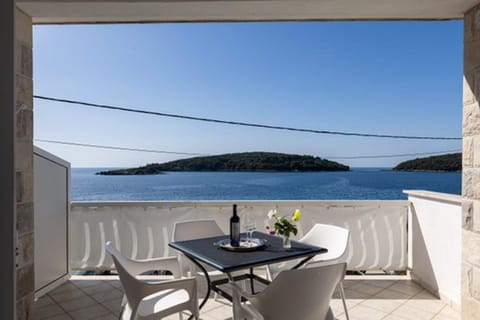 Apartment (One Bedroom Apartment with Terrace an) | Terrace/patio