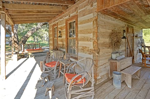Cabin, 1 Bedroom | Terrace/patio
