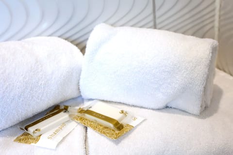 In-room safe, desk, soundproofing, free WiFi