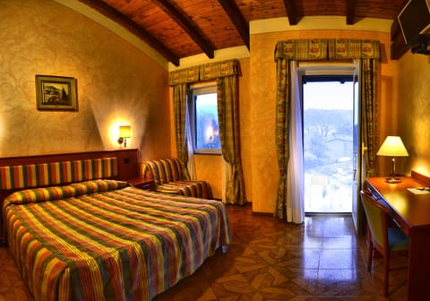 Premium bedding, memory foam beds, minibar, in-room safe