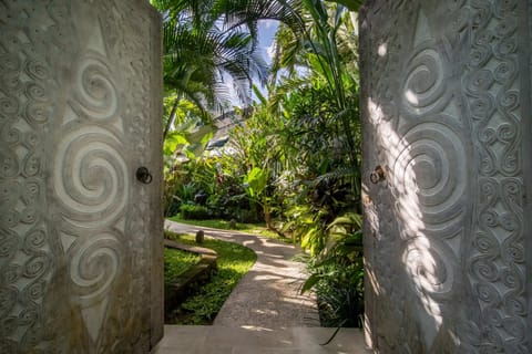 Villa, 4 Bedrooms, Smoking, Private Pool | Property grounds