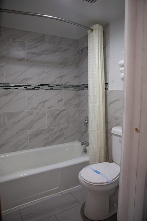 Free toiletries, towels