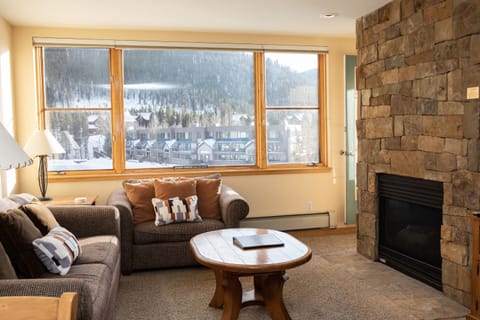 Condo, 1 Bedroom | Interior