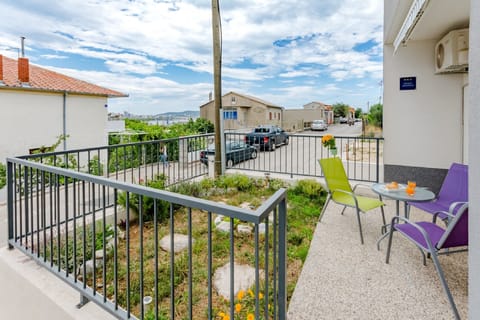 Apartment (One Bedroom Apartment) | Exterior