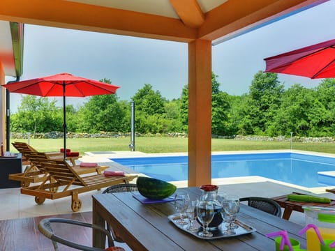 Villa | Pool | Indoor pool, outdoor pool
