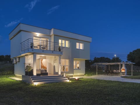 House | Exterior