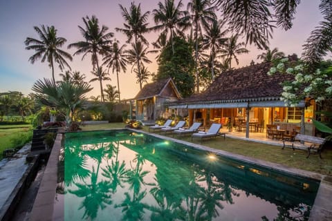Villa, 3 Bedrooms, Smoking, Private Pool | Exterior