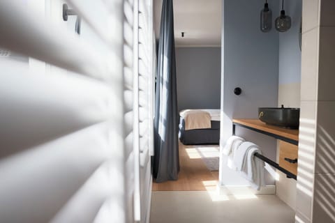 Classic Double Room | Iron/ironing board, free WiFi, bed sheets