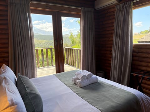 Family Room (Swiss Village) | Premium bedding, down comforters, in-room safe, blackout drapes