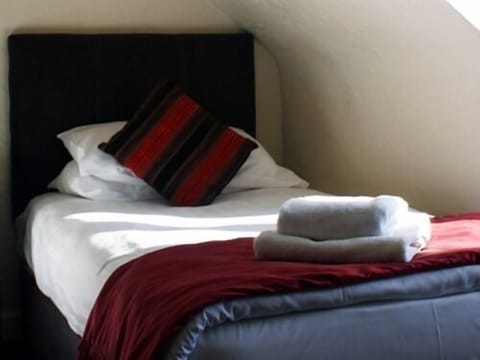 Twin Room, Shared Bathroom