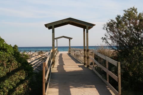 Beach nearby, white sand, beach shuttle