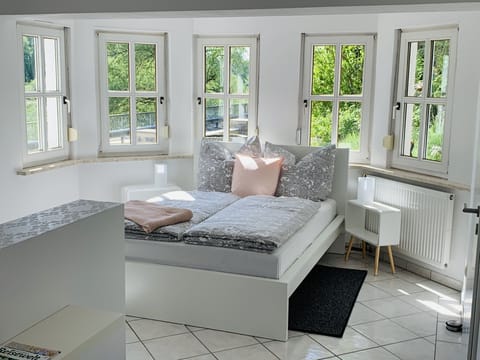 Studio, 1 Double Bed with Sofa bed (incl. EUR 25 cleaning fee per stay) | Iron/ironing board, WiFi (free), bed sheets