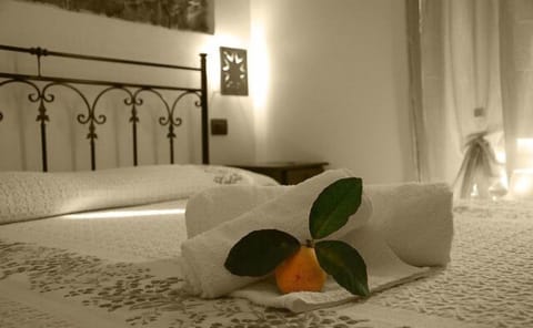 Individually furnished, desk, free WiFi, bed sheets