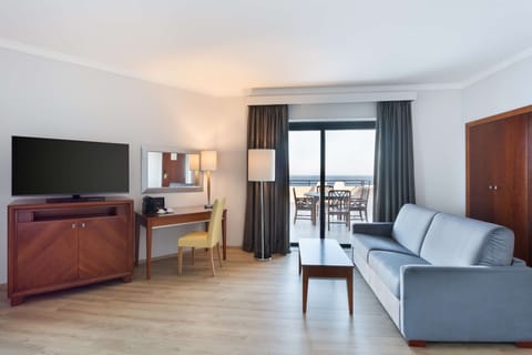 Superior Suite, Terrace, Sea View | Premium bedding, minibar, in-room safe, desk