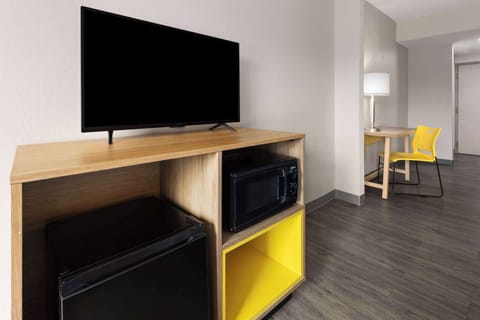 Suite, 2 Queen Beds, Non Smoking | Desk, laptop workspace, blackout drapes, soundproofing