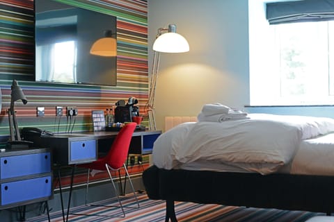 Club Room (FREE Gym & Pool Access) | Desk, laptop workspace, blackout drapes, iron/ironing board